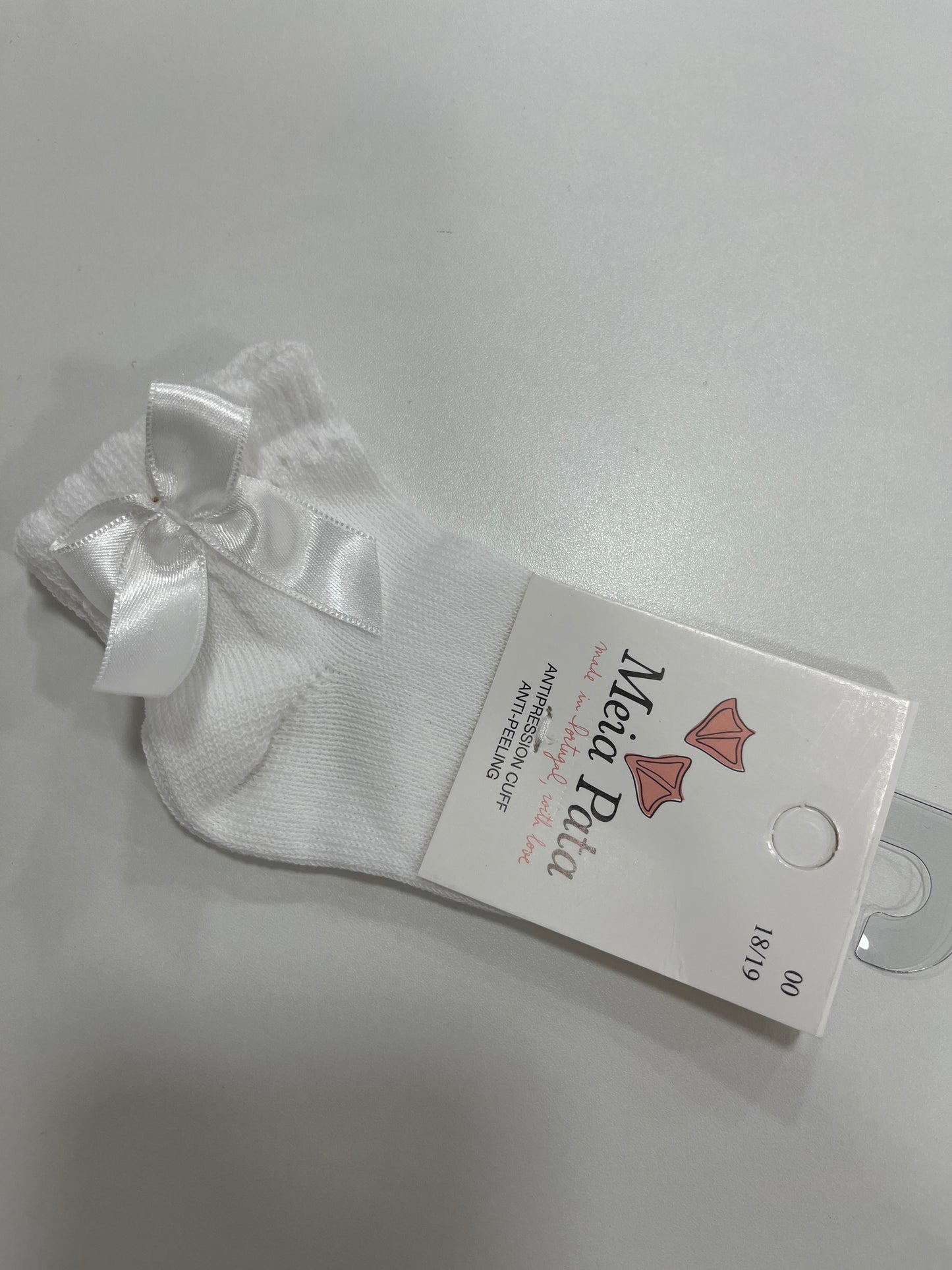 Meia Pata Girls White Ankle Socks With Bow