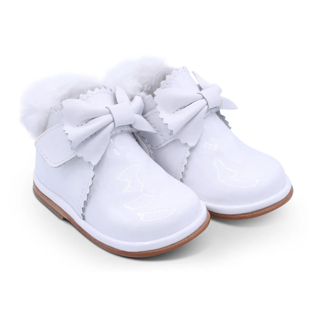 Borboleta Girls White Patent Boots Shania