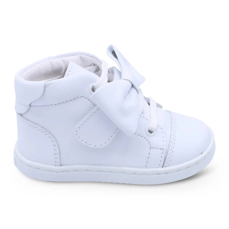 Borboleta Girls White Trainer Shoe (tatiana)