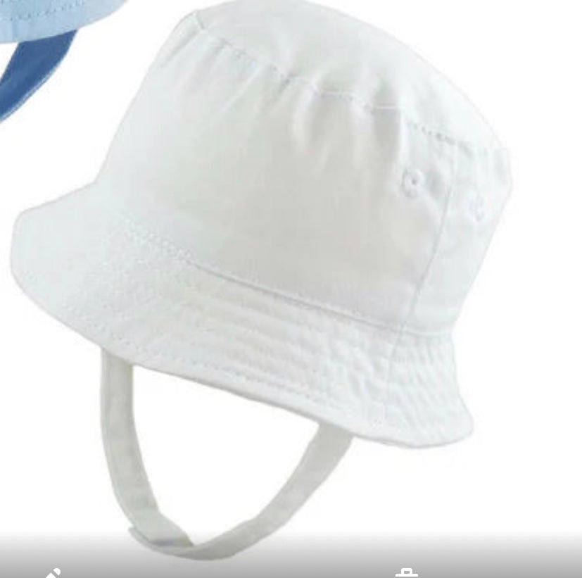 Pesci White Unisex Bucket Hat