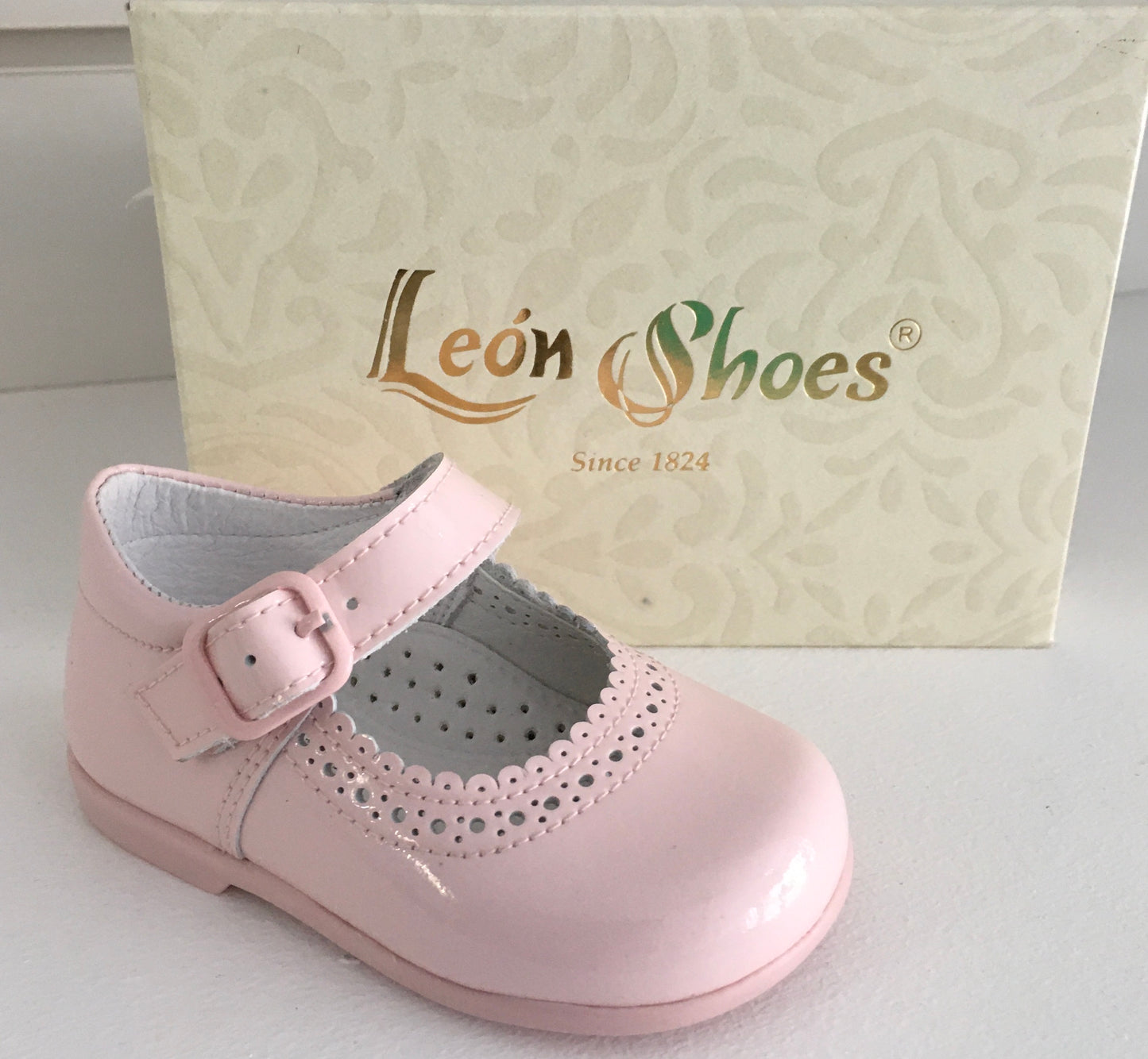 Leon Shoes Patent
