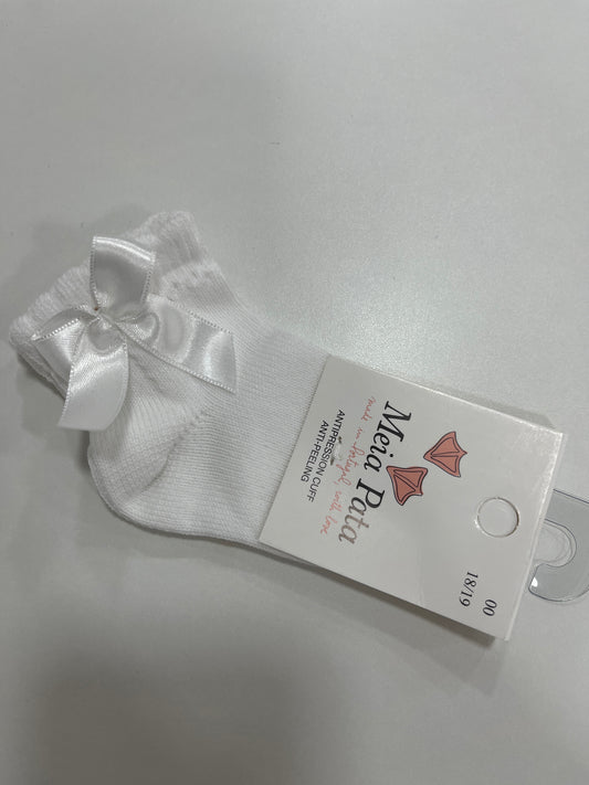 Meia Pata Girls White Ankle Socks With Bow
