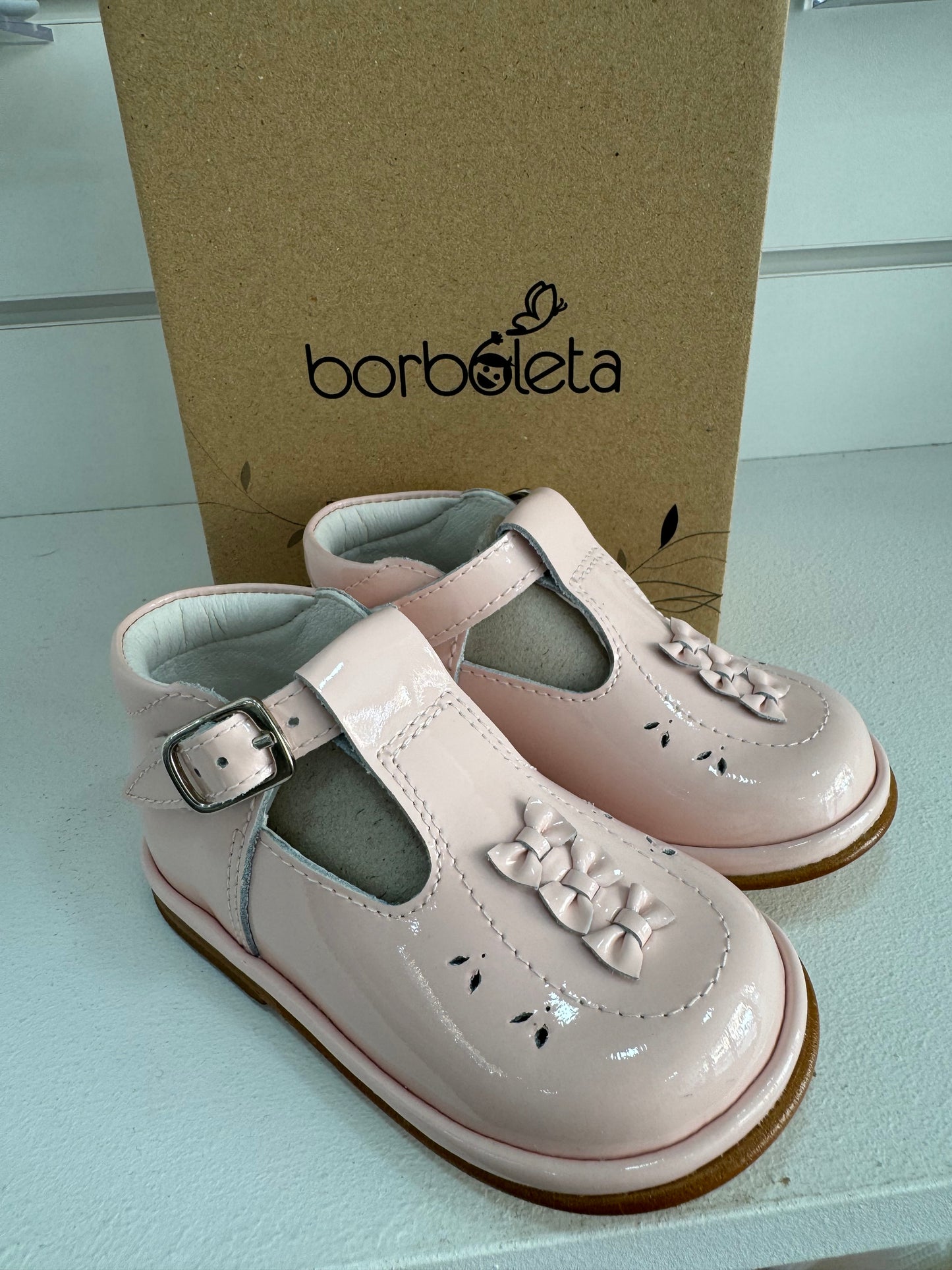 Borboleta Girls Pink Patent Shoes Carmel