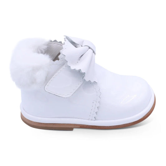 Borboleta Girls White Patent Boots Shania