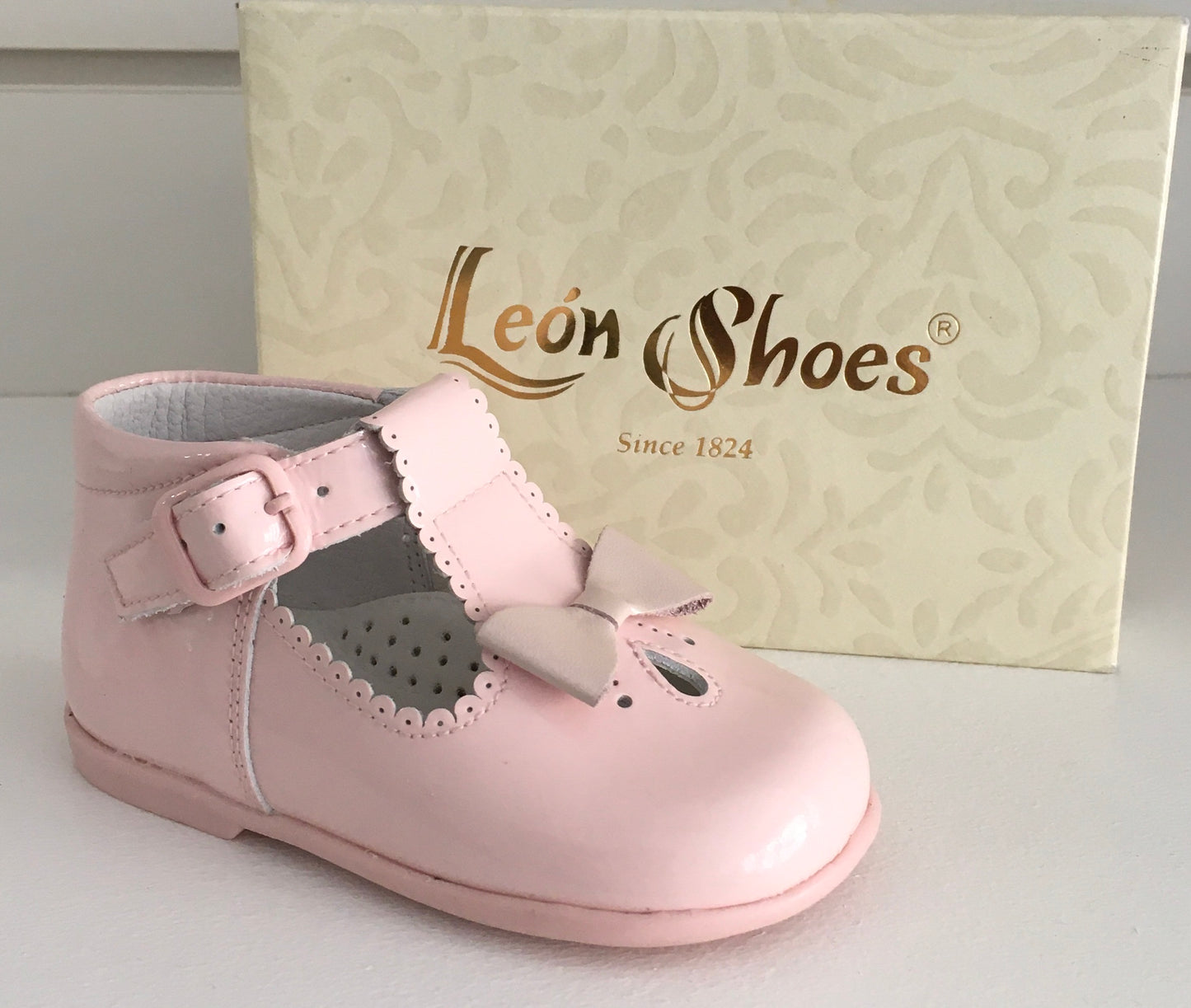 Leon Shoes Patent